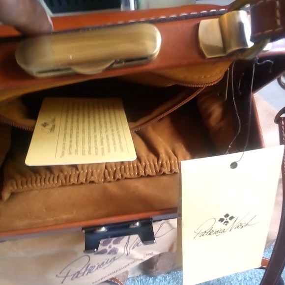 Patricia Nash purse - Picture 2 of 7